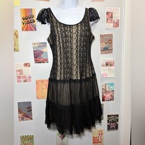 Pinky Black Lace Tiered Mesh Midi Dress